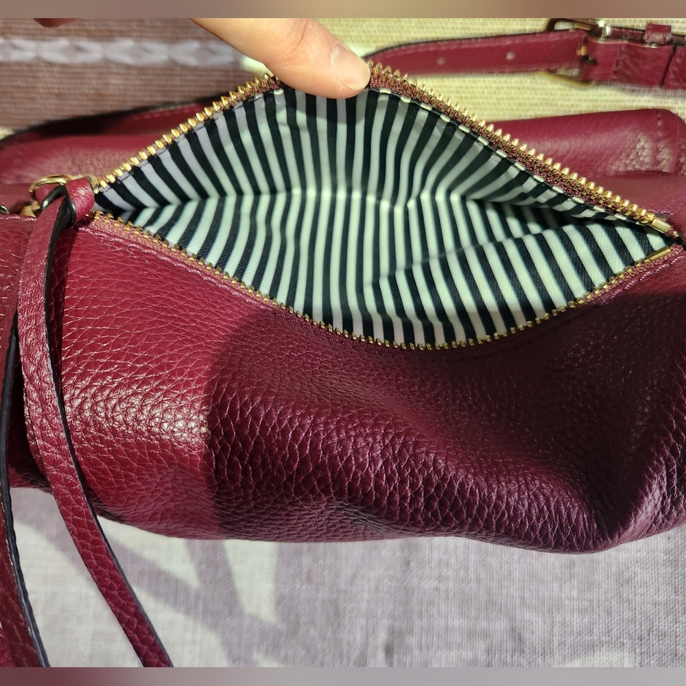 Kate Spade Cobble Hill Toddy Bag - Picture 14 of 14